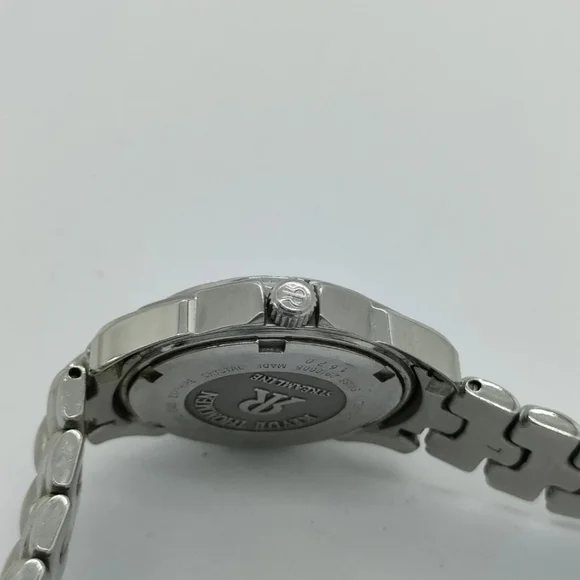 REVUE THOMMEN Watch Streamline 27mm Women display picture 1